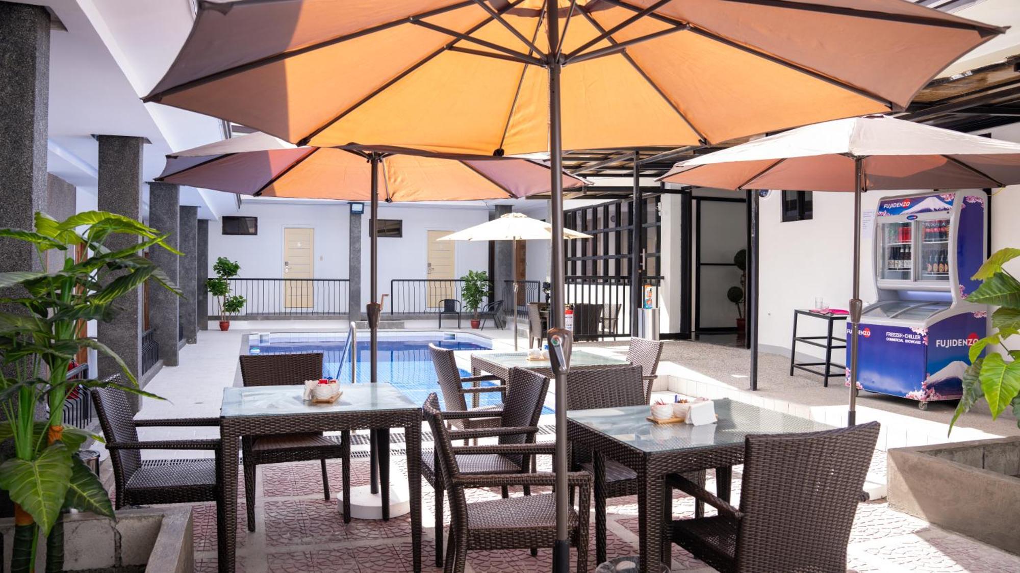 Bavarian Guest House Angeles Exterior photo